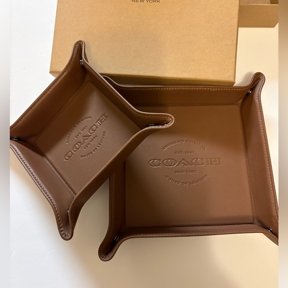 Coach brown Leather boxed valet set Accessory